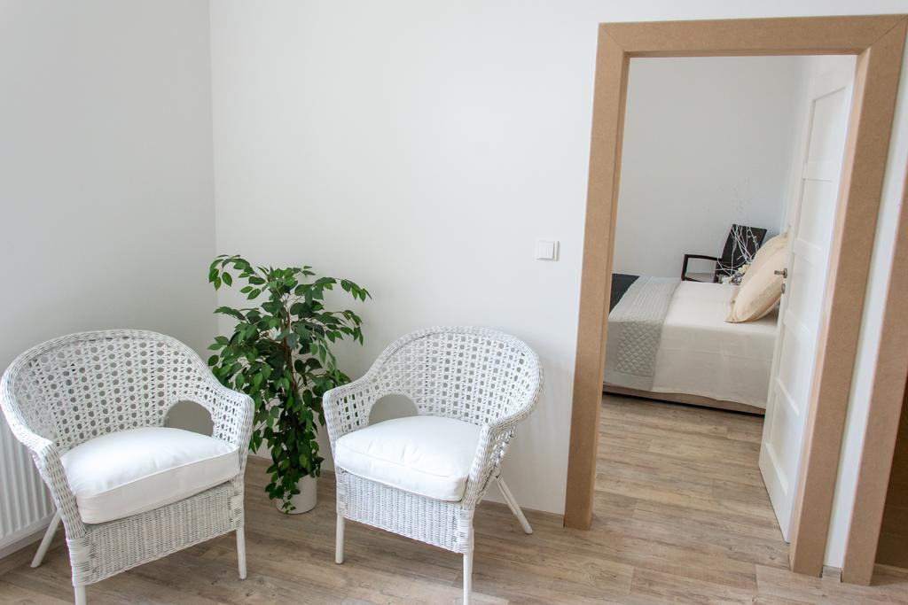 Penzion Apartmany Hradebni 우헤르스케 흐라디슈테 외부 사진