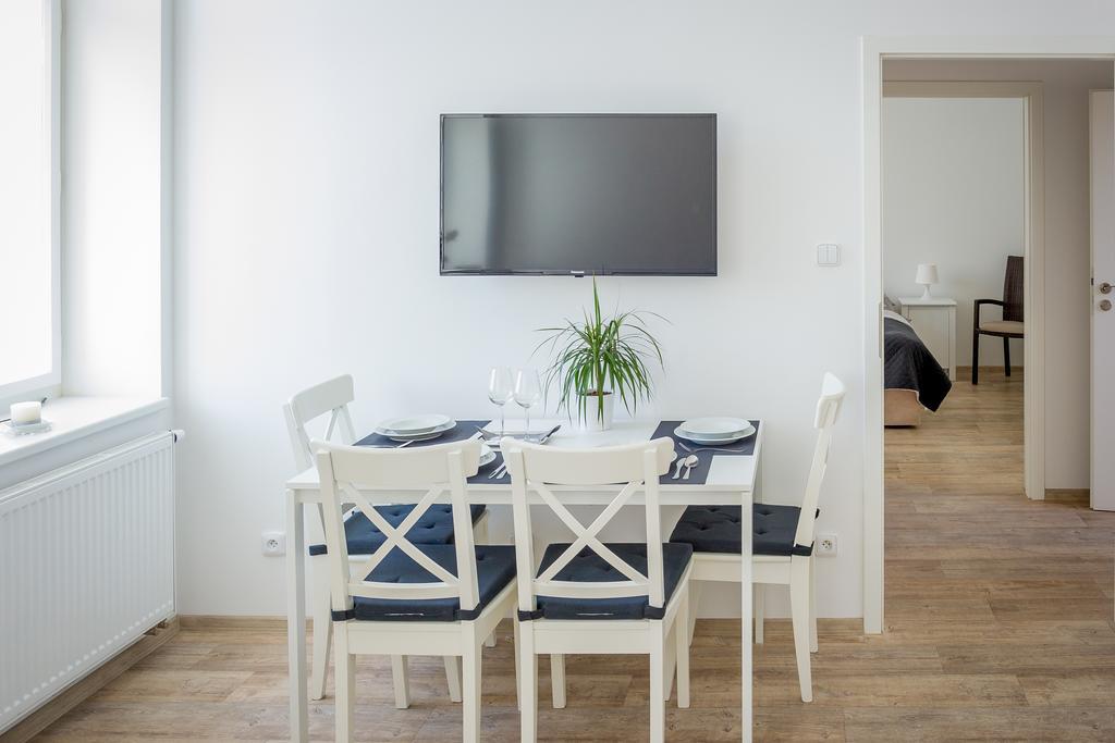 Penzion Apartmany Hradebni 우헤르스케 흐라디슈테 외부 사진